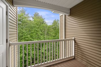 Patio/balcony*